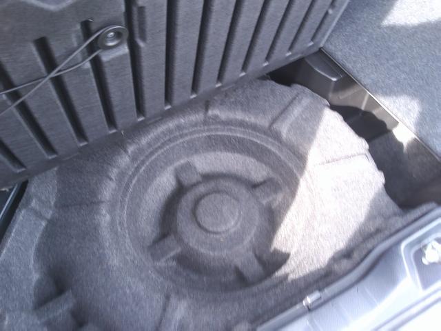 ヴォクシー ハイブリッドＸ　車検２年付　純正ＳＤナビＴＶ　両側パワースライドドア　Ｂｌｕｅｔｏｏｔｈ　ＥＴＣ　バックモニター　ＬＥＤ　電子シフト　純正アルミ（13枚目）