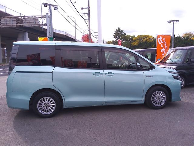 ヴォクシー ハイブリッドＸ　車検２年付　純正ＳＤナビＴＶ　両側パワースライドドア　Ｂｌｕｅｔｏｏｔｈ　ＥＴＣ　バックモニター　ＬＥＤ　電子シフト　純正アルミ（37枚目）