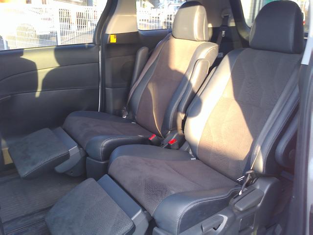 エスティマ アエラス　プレミアムエディション　車検２年付　純正８インチナビ　後席モニター　両側パワースライドドアフルセグ　バックモニター　ＤＶＤ再生　Ｂｌｕｅｔｏｏｔｈ　ＥＴＣ　ハーフレザー　パワーシート（9枚目）