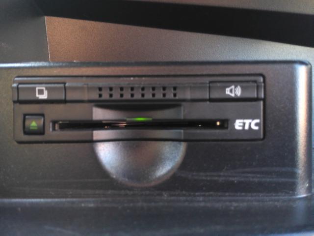 エスティマ アエラス　プレミアムエディション　車検２年付　純正８インチナビ　後席モニター　両側パワースライドドアフルセグ　バックモニター　ＤＶＤ再生　Ｂｌｕｅｔｏｏｔｈ　ＥＴＣ　ハーフレザー　パワーシート（19枚目）