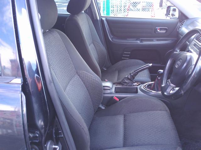 アルテッツァ ＲＳ２００　リミテッド　車検２年付　６速ＭＴ　３Ｓエンジン　　リアウィング　社外アルミ　純正ナビ　ＤＶＤ再生　ＣＤ　キーレスリモコン　ＨＩＤ　電動格納ミラー　ＥＴＣ　フロマット　ドアバイザー　オートエアコン（32枚目）