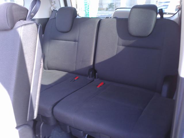 セレナ Ｘ　車検２年付　純正９インチナビ　後席モニター　プロパイロット　アラウンドビューモニター　フルセグ　ＤＶＤ　Ｂｌｕｅｔｏｏｔｈ　ＥＴＣ　パワースライド　Ｐアシスト　デジタルインナーミラー　エマブレ（10枚目）