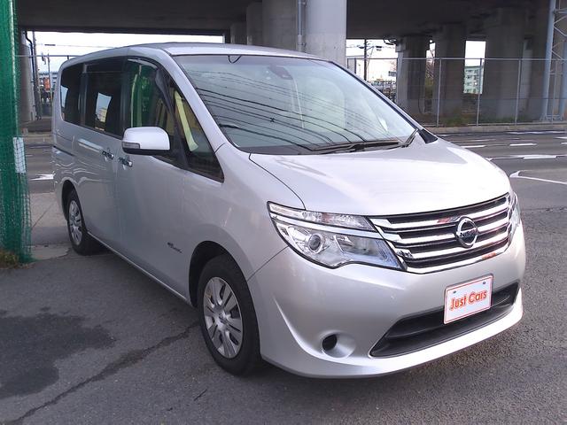 セレナ ２０Ｘ　Ｓ－ハイブリッド　セカンドスライドアップシート　車検２年付　プッシュスタート　ナビＴＶ　バックモニター　ＣＤ　ラジオ　エマージェンシーブレーキ　クルーズコントロール（7枚目）