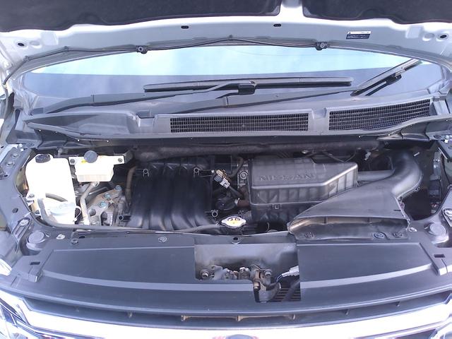 セレナ ２０Ｘ　Ｓ－ハイブリッド　セカンドスライドアップシート　車検２年付　プッシュスタート　ナビＴＶ　バックモニター　ＣＤ　ラジオ　エマージェンシーブレーキ　クルーズコントロール（24枚目）