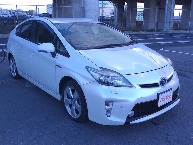 プリウス Ｇツーリングセレクション　車検９年２月　純正８インチナビ　フルセグ　ＤＶＤ再生　Ｂｌｕｅｔｏｏｔｈ　バックモニター　ＥＴＣ　ハーフレザー　パワーシート　コーナーセンサー　ＬＥＤヘッドライト（31枚目）