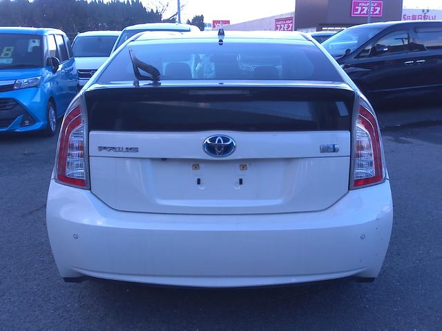 プリウス Ｇツーリングセレクション　車検９年２月　純正８インチナビ　フルセグ　ＤＶＤ再生　Ｂｌｕｅｔｏｏｔｈ　バックモニター　ＥＴＣ　ハーフレザー　パワーシート　コーナーセンサー　ＬＥＤヘッドライト（33枚目）