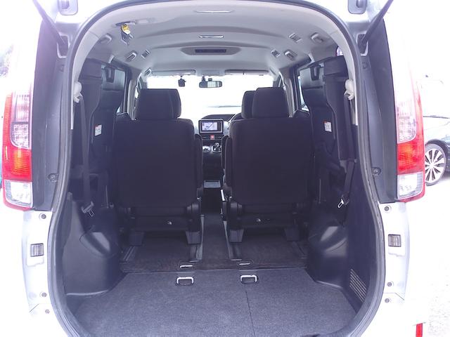 �R��ڂ𒵂ˏグ��Ɖו����������