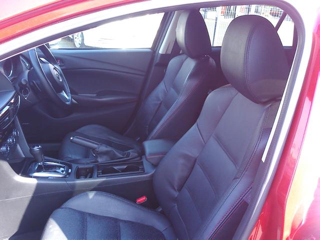 �ԓ��̓X�~�Y�~�܂ō����X�`�[���N���[�i�[�ɂēO��I�ɐ��|��t���A�}�b�g�����O���ې􂢁􉺒n�̃J�[�y�b�g�ɂ�����܂Ő��|�������܂��������Ȏԓ��ŉ��K�h���C�u��