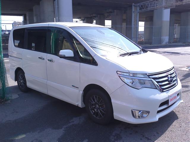 セレナ ハイウェイスター　Ｓ－ハイブリッド　車検２年付　純正８インチナビ　バックモニター　フルセグ　ＤＶＤ再生　Ｂｌｕｅｔｏｏｔｈ　パワースライドドア　エマージェンシーブレーキ　ＥＴＣ（7枚目）