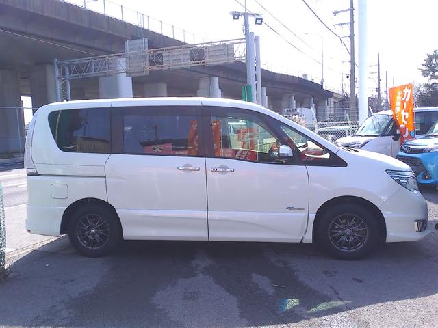 セレナ ハイウェイスター　Ｓ－ハイブリッド　車検２年付　純正８インチナビ　バックモニター　フルセグ　ＤＶＤ再生　Ｂｌｕｅｔｏｏｔｈ　パワースライドドア　エマージェンシーブレーキ　ＥＴＣ（20枚目）