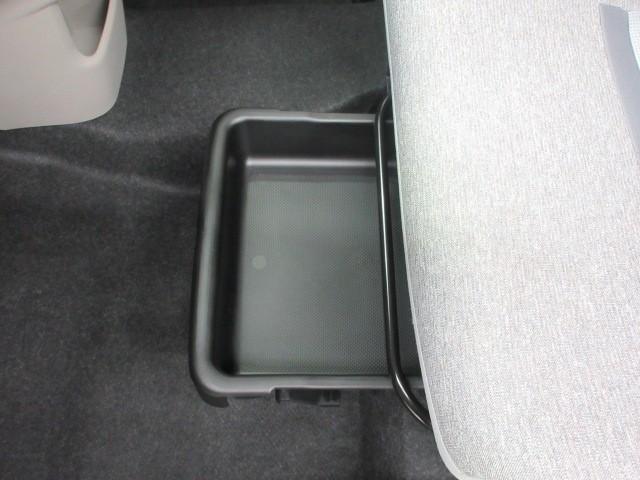 パッソ Ｘ　Ｌパッケージ　ワンセグ　メモリーナビ　バックカメラ　衝突被害軽減システム　ＥＴＣ　ＬＥＤヘッドランプ　アイドリングストップ（19枚目）