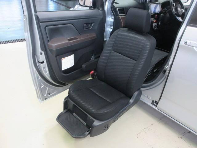 ルーミー Ｇジョシュセキカイテン　フルセグ　メモリーナビ　ＤＶＤ再生　バックカメラ　衝突被害軽減システム　ＥＴＣ　両側電動スライド　ＬＥＤヘッドランプ　アイドリングストップ（9枚目）