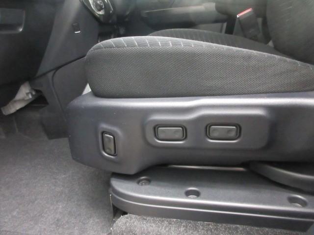 ルーミー Ｇジョシュセキカイテン　フルセグ　メモリーナビ　ＤＶＤ再生　バックカメラ　衝突被害軽減システム　ＥＴＣ　両側電動スライド　ＬＥＤヘッドランプ　アイドリングストップ（10枚目）