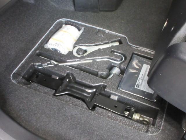 ルーミー Ｇジョシュセキカイテン　フルセグ　メモリーナビ　ＤＶＤ再生　バックカメラ　衝突被害軽減システム　ＥＴＣ　両側電動スライド　ＬＥＤヘッドランプ　アイドリングストップ（29枚目）