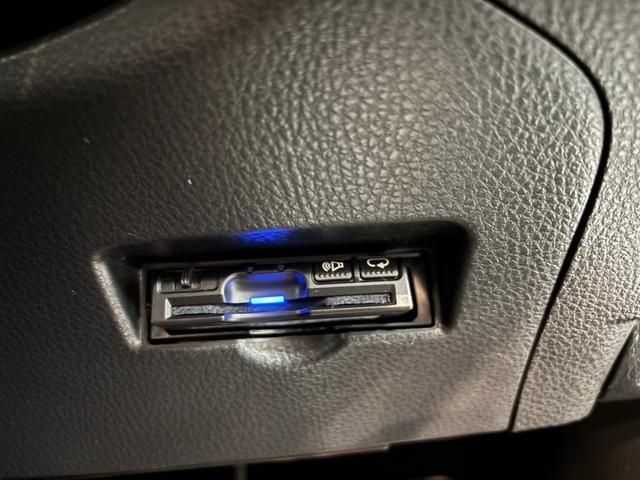 Ｃ－ＨＲ Ｇ　革シート　シートヒーター　アルパイン８インチナビＴＶ　ＥＴＣ　バックカメラ　エアロ（30枚目）