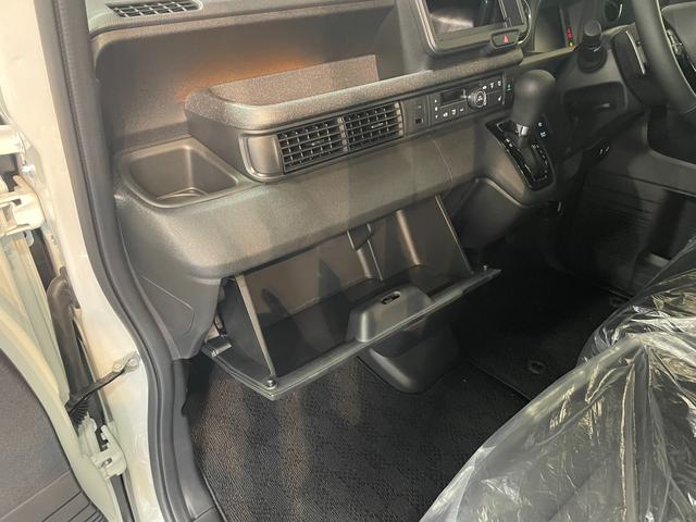 N-BOXカスタム ターボ #14926(38枚目)