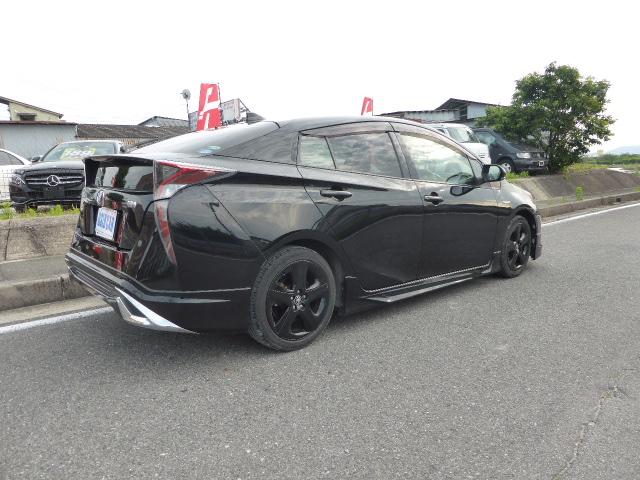 プリウス Ｓツーリングセレクション　モデリスタエアロ／ナビ／ＴＶ／Ｂカメラ／シートヒーター／１７インチＡＷ／（8枚目）