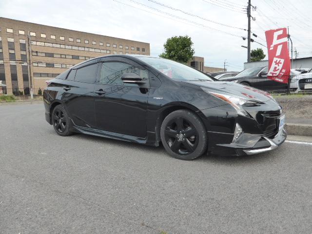 プリウス Ｓツーリングセレクション　モデリスタエアロ／ナビ／ＴＶ／Ｂカメラ／シートヒーター／１７インチＡＷ／（10枚目）