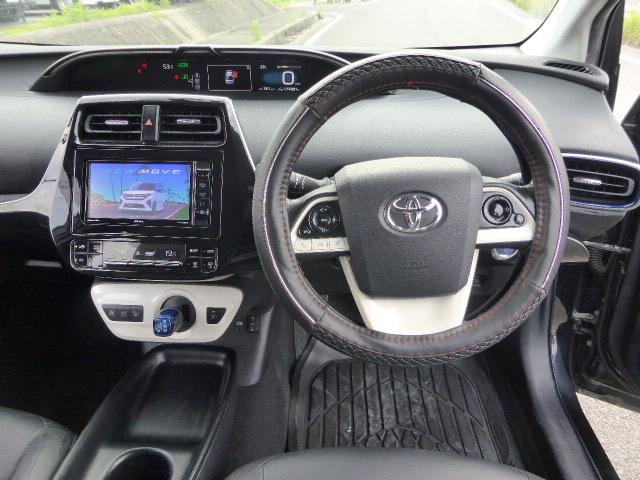 プリウス Ｓツーリングセレクション　モデリスタエアロ／ナビ／ＴＶ／Ｂカメラ／シートヒーター／１７インチＡＷ／（13枚目）