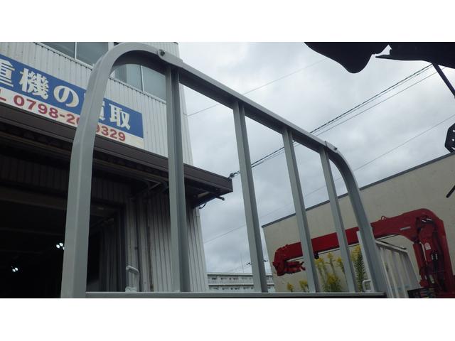 タイタントラック ベースグレード　低床１．５ｔ平ボディ／積載１５００ｋｇ／６速スムーサー／オートマ／ＡＴ／エアコン／パワステ／パワーウインドウ／仕上げ済み／キャビン載せ替えのため走行不明／Ｎｏ．３０（14枚目）