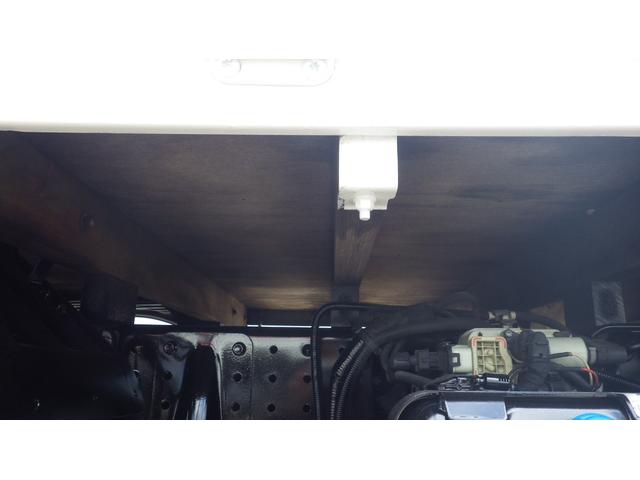 MITSUBISHI FUSO CANTER BASEGRADE