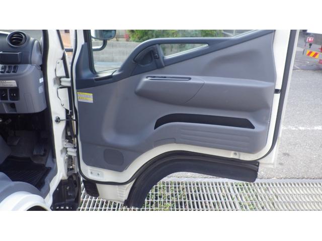 MITSUBISHI FUSO CANTER BASEGRADE