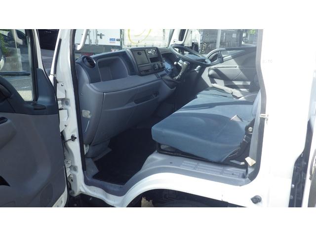 MITSUBISHI FUSO CANTER BASEGRADE