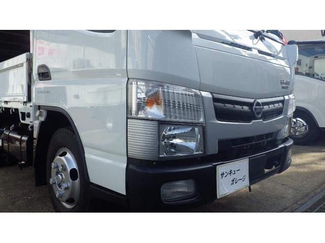 ＮＴ４５０アトラス 　高床２ｔ平ボディ／積載２０００ｋｇ／荷台木板張り／６速ＡＴ／ＭＴモード付オートマ／車線はみだし警告／レーダーブレーキ／エアコン／パワステ／パワーウインドウ／ＥＴＣ／ナビ／仕上げ済み（6枚目）