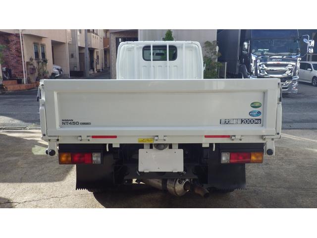 ＮＴ４５０アトラス 　高床２ｔ平ボディ／積載２０００ｋｇ／荷台木板張り／６速ＡＴ／ＭＴモード付オートマ／車線はみだし警告／レーダーブレーキ／エアコン／パワステ／パワーウインドウ／ＥＴＣ／ナビ／仕上げ済み（13枚目）