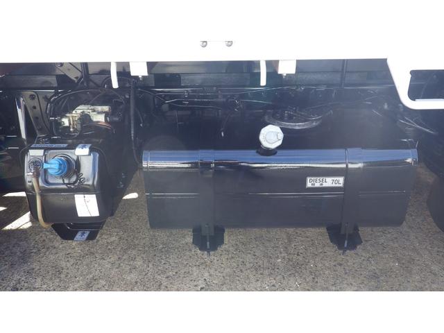 ＮＴ４５０アトラス 　高床２ｔ平ボディ／積載２０００ｋｇ／荷台木板張り／６速ＡＴ／ＭＴモード付オートマ／車線はみだし警告／レーダーブレーキ／エアコン／パワステ／パワーウインドウ／ＥＴＣ／ナビ／仕上げ済み（43枚目）