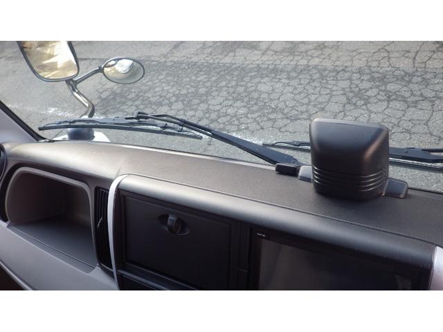 ＮＴ４５０アトラス 　高床２ｔ平ボディ／積載２０００ｋｇ／荷台木板張り／６速ＡＴ／ＭＴモード付オートマ／車線はみだし警告／レーダーブレーキ／エアコン／パワステ／パワーウインドウ／ＥＴＣ／ナビ／仕上げ済み（57枚目）