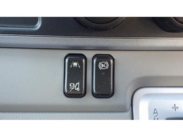 ＮＴ４５０アトラス 　高床２ｔ平ボディ／積載２０００ｋｇ／荷台木板張り／６速ＡＴ／ＭＴモード付オートマ／車線はみだし警告／レーダーブレーキ／エアコン／パワステ／パワーウインドウ／ＥＴＣ／ナビ／仕上げ済み（64枚目）