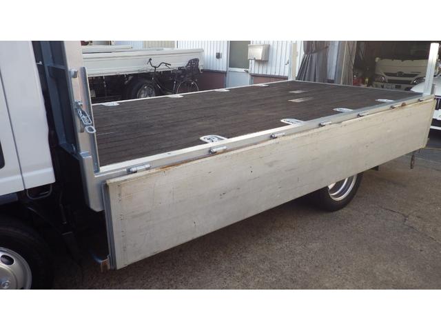 タイタントラック セミロングDX 低床2tワイドセミロング/MTモード付6速オートマ/AT/荷台木板/アルミブロック/エアコン/パワステ/パワーウインドウ/仕上げ済み(20枚目)