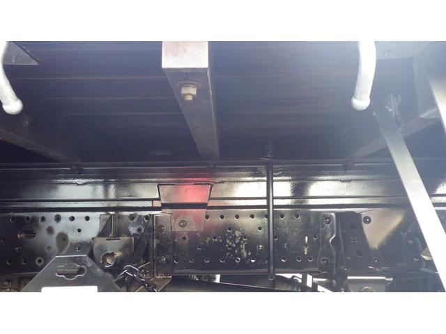 タイタントラック セミロングDX 低床2tワイドセミロング/MTモード付6速オートマ/AT/荷台木板/アルミブロック/エアコン/パワステ/パワーウインドウ/仕上げ済み(21枚目)