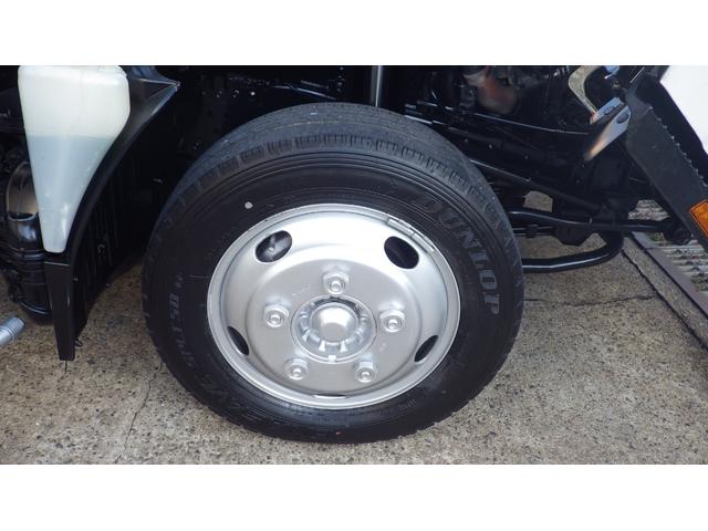 タイタントラック セミロングDX 低床2tワイドセミロング/MTモード付6速オートマ/AT/荷台木板/アルミブロック/エアコン/パワステ/パワーウインドウ/仕上げ済み(50枚目)