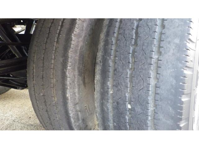 タイタントラック セミロングDX 低床2tワイドセミロング/MTモード付6速オートマ/AT/荷台木板/アルミブロック/エアコン/パワステ/パワーウインドウ/仕上げ済み(55枚目)