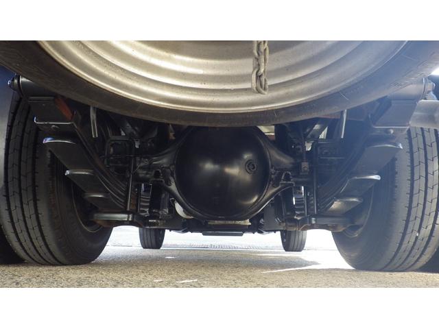 アトラストラック スーパーローDX 低床2t平ボディ/積載2000kg/3.0ディーゼルターボ/荷台鉄板/6速マニュアル/新明和垂直パワーゲート/ETC/エアコン/パワステ/パワーウインドウ/仕上げ済み(46枚目)