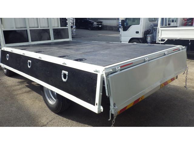 エルフトラック 　低床４．６ｔ平ボディ／ワイドセミロング／積載４６００ｋｇ／６速マニュアル／荷台木板／ＥＴＣ／エアコン／パワステ／パワーウインドウ／仕上げ済み（22枚目）