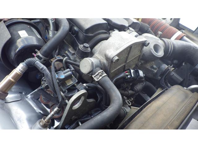 エルフトラック 　低床４．６ｔ平ボディ／ワイドセミロング／積載４６００ｋｇ／６速マニュアル／荷台木板／ＥＴＣ／エアコン／パワステ／パワーウインドウ／仕上げ済み（29枚目）