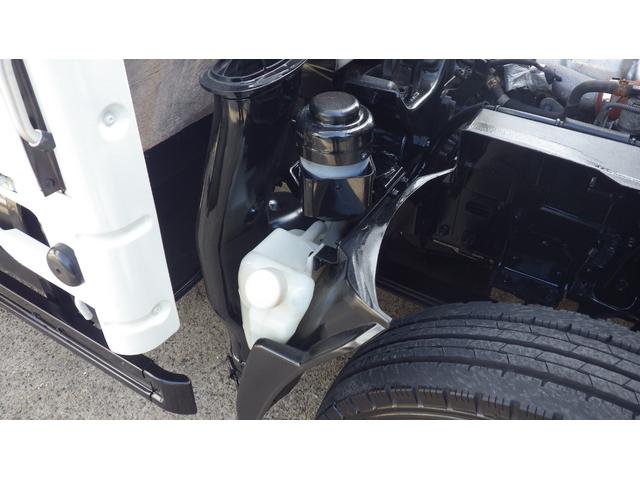 エルフトラック 　低床４．６ｔ平ボディ／ワイドセミロング／積載４６００ｋｇ／６速マニュアル／荷台木板／ＥＴＣ／エアコン／パワステ／パワーウインドウ／仕上げ済み（30枚目）