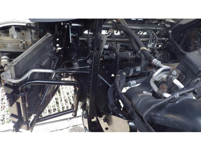 エルフトラック 　低床４．６ｔ平ボディ／ワイドセミロング／積載４６００ｋｇ／６速マニュアル／荷台木板／ＥＴＣ／エアコン／パワステ／パワーウインドウ／仕上げ済み（32枚目）