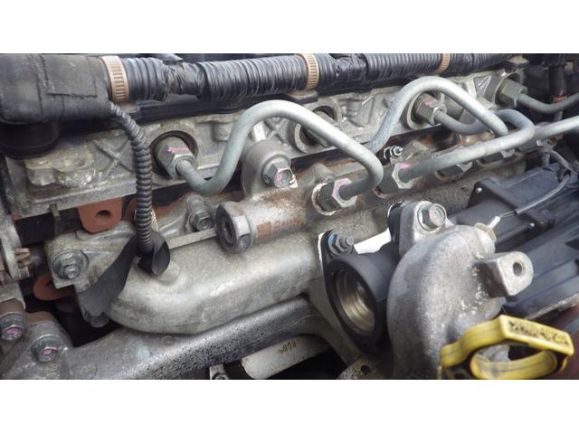 エルフトラック 　低床４．６ｔ平ボディ／ワイドセミロング／積載４６００ｋｇ／６速マニュアル／荷台木板／ＥＴＣ／エアコン／パワステ／パワーウインドウ／仕上げ済み（38枚目）