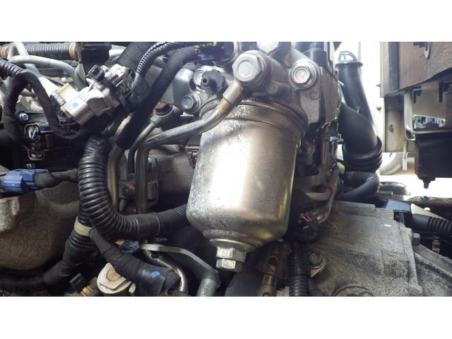 エルフトラック 　低床４．６ｔ平ボディ／ワイドセミロング／積載４６００ｋｇ／６速マニュアル／荷台木板／ＥＴＣ／エアコン／パワステ／パワーウインドウ／仕上げ済み（39枚目）