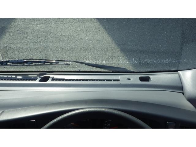 エルフトラック 　低床４．６ｔ平ボディ／ワイドセミロング／積載４６００ｋｇ／６速マニュアル／荷台木板／ＥＴＣ／エアコン／パワステ／パワーウインドウ／仕上げ済み（60枚目）