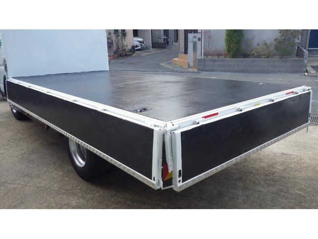 キャンター ロング　低床４．６５ｔワイドロング／積載４６５０ｋｇ／６速ＡＴ／オートマ／荷台鉄板張り／レーダーブレーキ／車線はみだし警告／ＥＴＣ／デュオニックオーバーホール（13枚目）