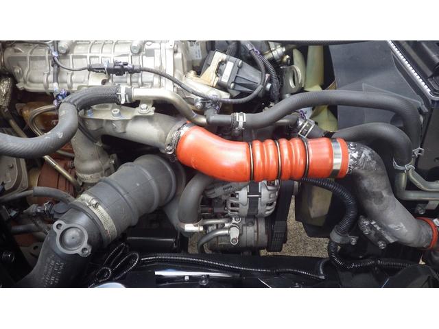 キャンター ロング　低床４．６５ｔワイドロング／積載４６５０ｋｇ／６速ＡＴ／オートマ／荷台鉄板張り／レーダーブレーキ／車線はみだし警告／ＥＴＣ／デュオニックオーバーホール（21枚目）