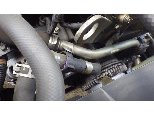 キャンター ロング　低床４．６５ｔワイドロング／積載４６５０ｋｇ／６速ＡＴ／オートマ／荷台鉄板張り／レーダーブレーキ／車線はみだし警告／ＥＴＣ／デュオニックオーバーホール（24枚目）