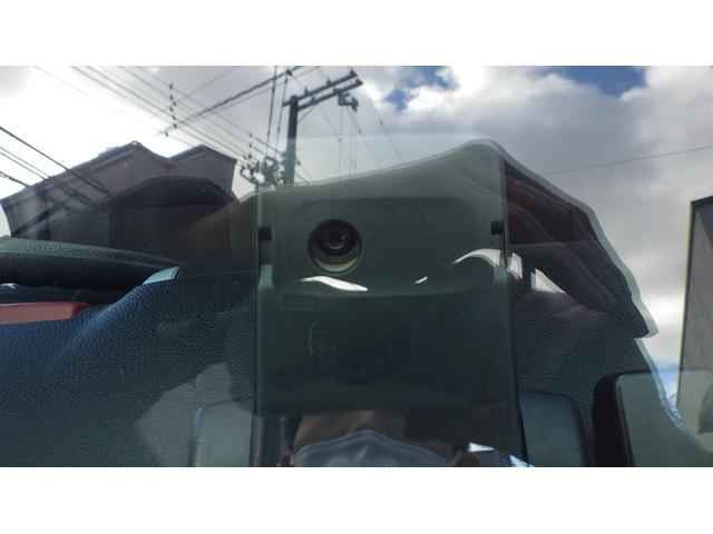 キャンター ロング　低床４．６５ｔワイドロング／積載４６５０ｋｇ／６速ＡＴ／オートマ／荷台鉄板張り／レーダーブレーキ／車線はみだし警告／ＥＴＣ／デュオニックオーバーホール（56枚目）