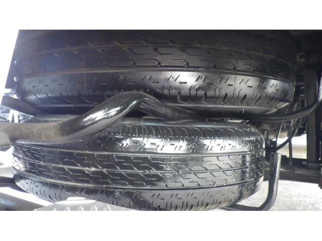 タイタンダッシュ 　低床１．３５ｔ平ボディ／積載１３５０ｋｇ／車両総重量３０２５ｋｇ／５速マニュアル／２０００ｃｃガソリンエンジン／ＥＴＣ付き／エアコン／パワステ／パワーウインドウ／仕上げ済み（56枚目）