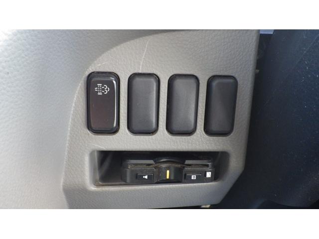 キャンター 全低床　低床２ｔ平ボディ／積載２０００ｋｇ／５速マニュアル／５ＭＴ／荷台鉄板張り／レーダーブレーキ／レーンキープアシスト／ＥＴＣ／エアコン／パワステ／パワーウインドウ／仕上済み（68枚目）